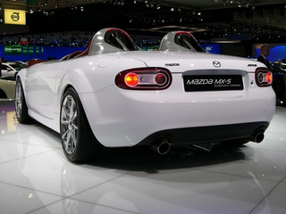 Illustration for article titled Mazda MX-5 Superlight Concept: Live Photos